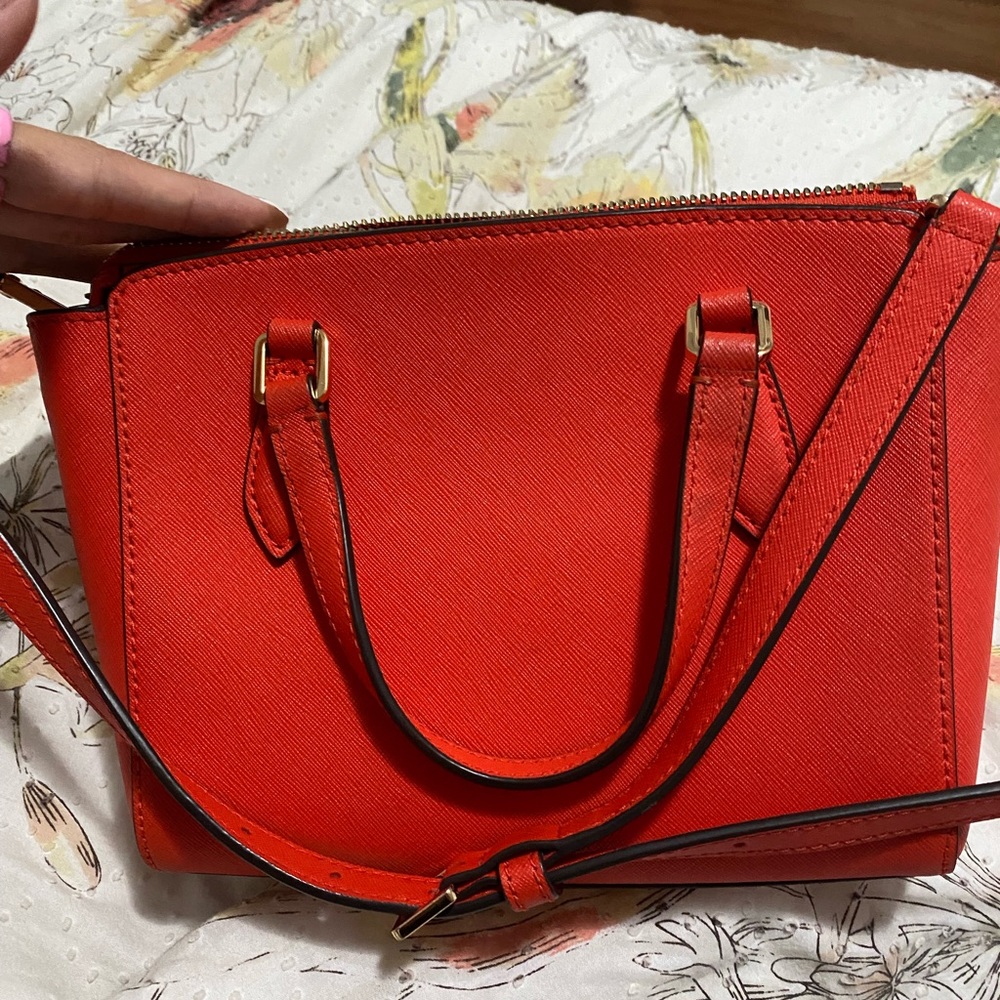Tory Burch purse